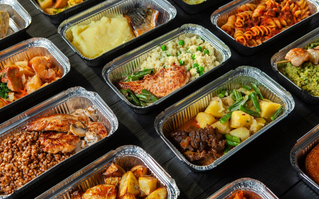Offshore catering buffet and crew accommodation